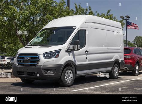 Camioneta Ford Transit 2023