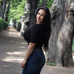 Pussy Feet And A Natural Red Bush Porn Photo