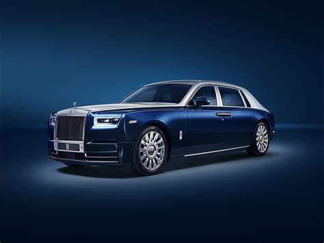 Rolls Royce Flaunts New Privacy Suite For Extended Wheelbase Phantom