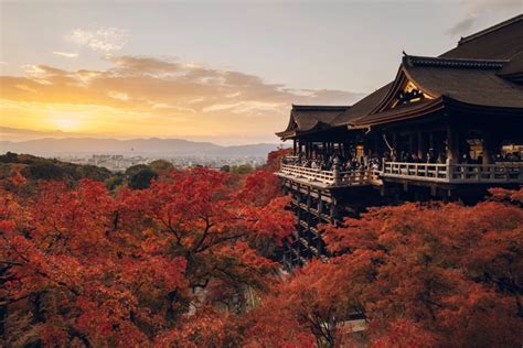 Kiyomizudera Temple Kyoto S Best Tourist Spot For Sceneries