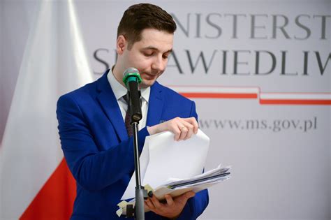 Jaki Czy Hannie Gronkiewicz Waltz Nie Jest Wstyd