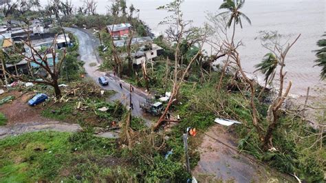 Cyclone Chido à Mayotte un bilan provisoire fait état de 21 victimes