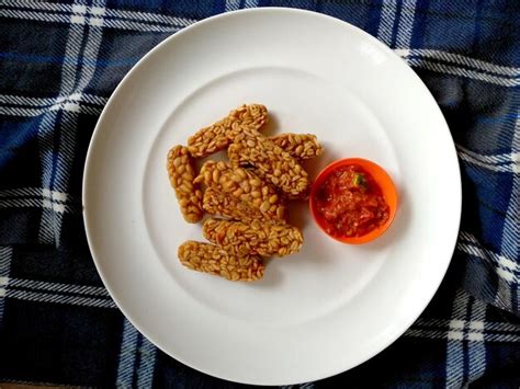 Premium Photo Tempe Goreng Indonesian Food Or Fried Tempeh With Spicy