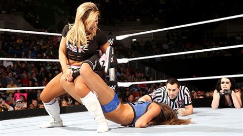 Smackdown Natalya Vs Nikki Bella Nikki Bella Nikki Bella Twins