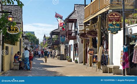 Historic District Of Saint Augustine Editorial Photo Image Of Business Pedestrian 152499586