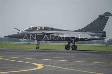 Pesawat Tempur Rafale Antara Foto