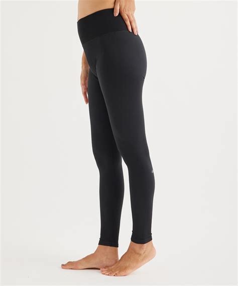 Alo YogaアロヨガのaloSEAMLESS HIGH WAIST RIBBED LEGGING シームレスハイウエストリブ