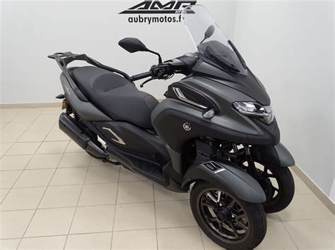 YAMAHA 300 TRICITY 300