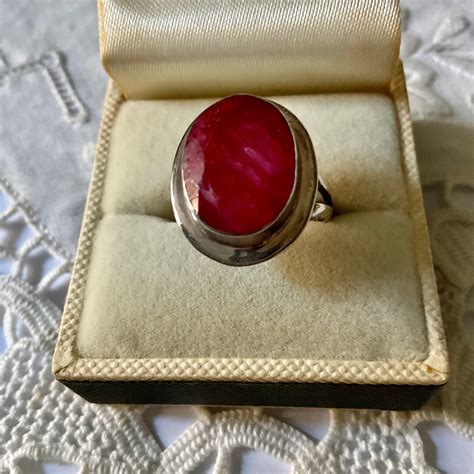 Genuine Ruby Sterling Vintage Ring Art Deco Vintage Design Genuine Ruby