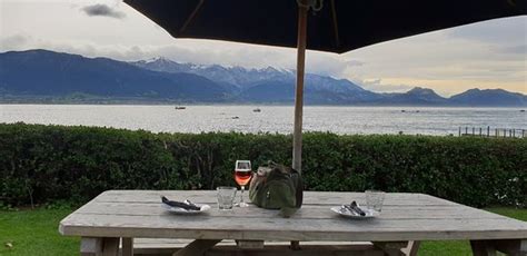 The Pier Hotel Restaurant, Kaikoura - Restaurant Reviews, Photos & Phone Number - TripAdvisor