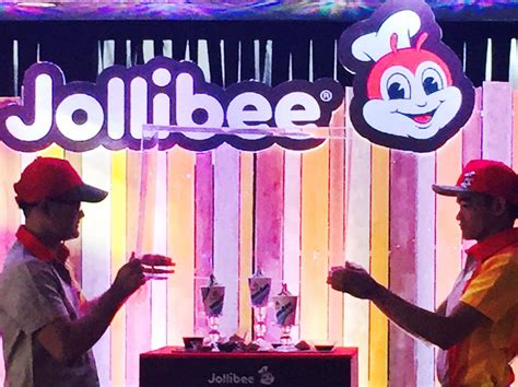 Jollibee Introduces Salted Caramel Choco Sundae