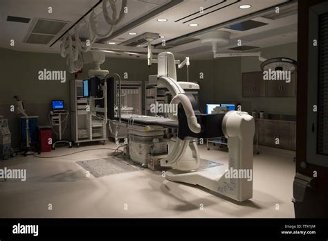 Cardiac catheterization lab hi-res stock photography and images - Alamy