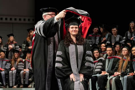 Veterinary College Class Of 2019 Celebrates Hooding Ceremony Cornell Chronicle