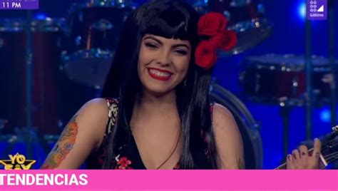 El increíble parecido de imitadora de Mon Laferte que sorprende en la ...