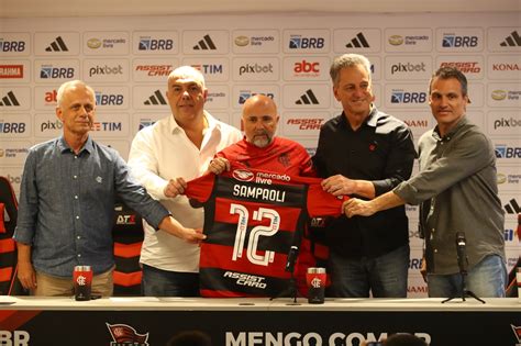 Quatro Meses No Flamengo E Sampaoli Nunca Escalou O Mesmo Time