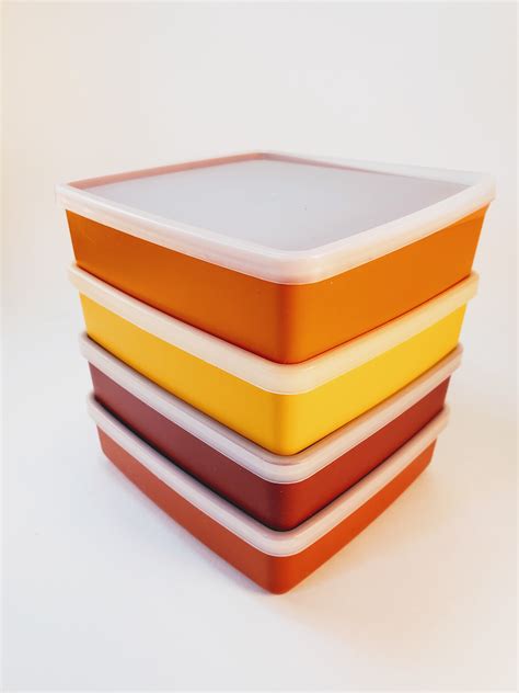 Tupperware Sandwich Keeper Plastic Food Storage Container Set Reclectic Home Decor Llc