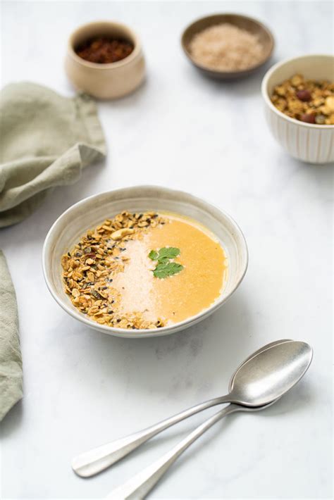 Velouté de courge butternut lentilles corail et lait de coco recette