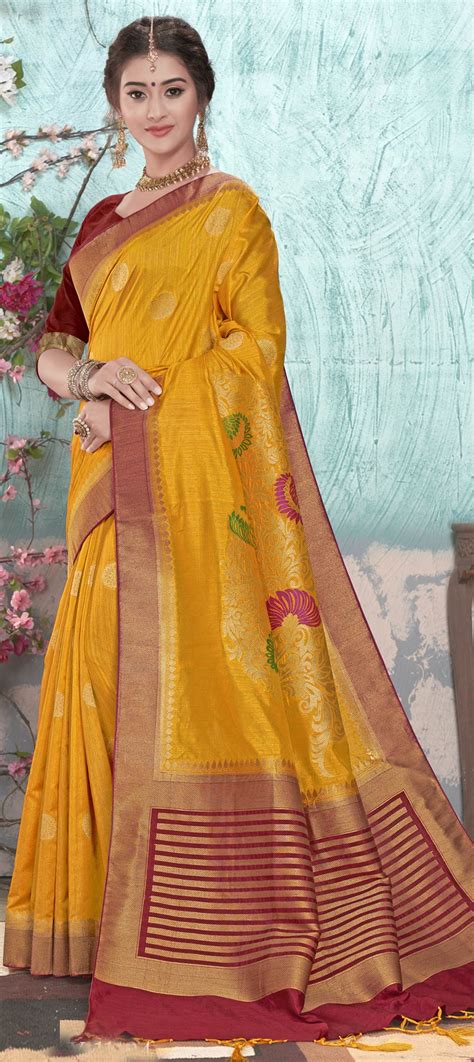 Reception Traditional Yellow Color Banarasi Silk Silk Fabric Saree 1578211