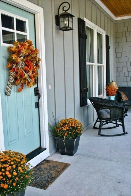 6 Top Front Door Colors For Gray House With Black Shutters Augere Venture