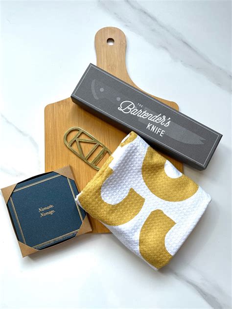 Looking Ahead - Mastering 2024's Premium Corporate Gift Trends – Perch