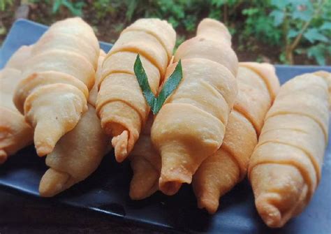 Resep Molen Pisang Renyah Oleh Frizka Arlyfia Firdha Shafara Cookpad