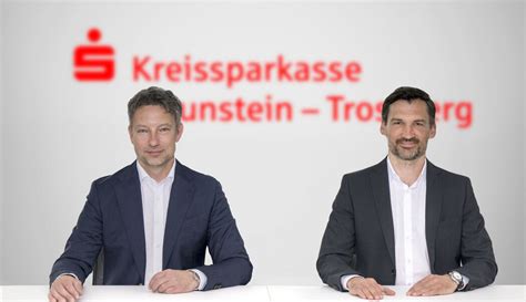 Kreissparkasse Traunstein Trostberg Legt In Allen Sparten Zu