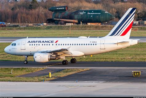 F GUGJ Air France Airbus A318 111 Photo by Rovanperä ID 1558101