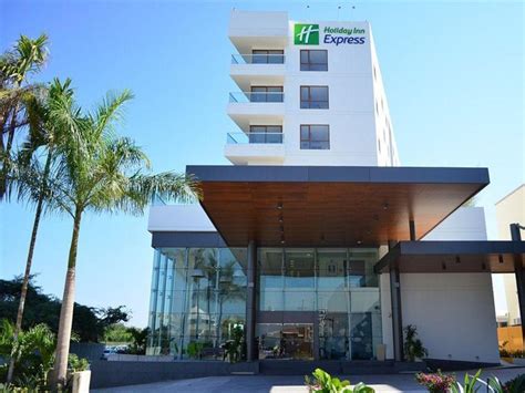 Holiday Inn Express Puerto Vallarta Hotel - Deals, Photos & Reviews