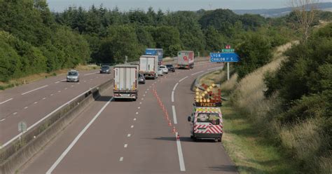 Haute Côte d Or Deux départs d incendie sur l autoroute A6 au niveau