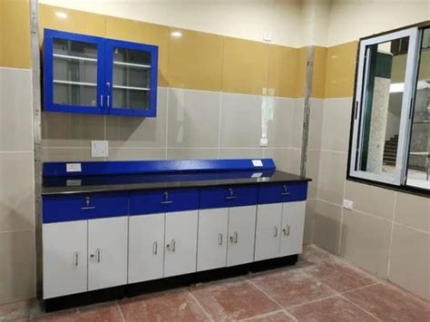 Modular Laboratory Workstations at Rs 100000 | Laboratory Tables in ...