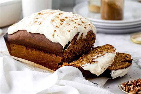 Gluten Free Gingerbread Loaf Cupcakes And Kale Chips