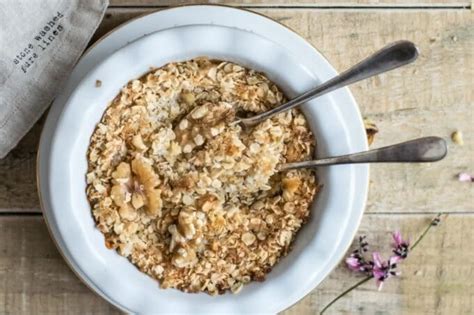 Baked Oatmeal mit Himbeeren zum Frühstück snackconnection