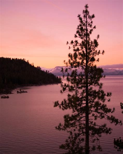 Sunsets In Reno Tahoe Are Unforgetabble Sunset Renotahoe Tahoe