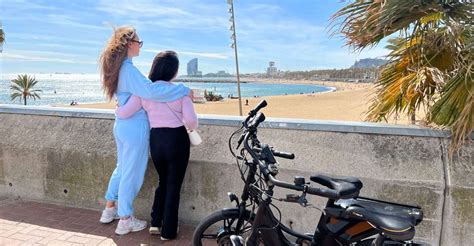 Barcelona Excursi N Guiada De Horas En Bicicleta El Ctrica Por La