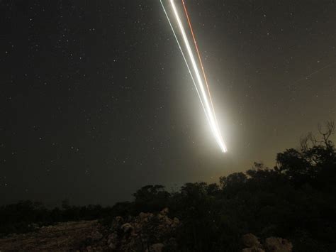 Chuva de estrelas cadentes visível segunda feira