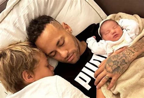 Neymar Jr compartilha momento encantador os filhos Só Notícias