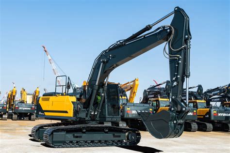 Raupenbagger HYUNDAI HX210AL BSS Heavy Machinery GmbH