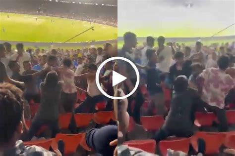 Ipl Watch Rohit Sharma Fans Beat Hardik Pandya Fans During Mi