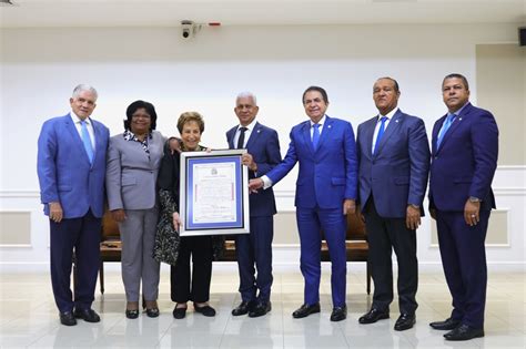 Senado Reconoce Trayectoria De La Educadora Jacqueline Malag N Visitantes