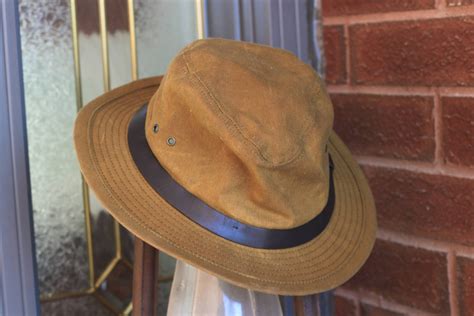 Filsons Tin Cloth Packer Hat Review Stridewise