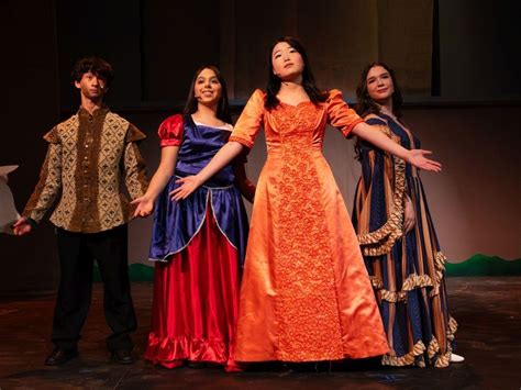 Cappies Review: 'Into The Woods' At St. Andrew's Episcopal School ...