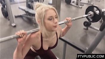 Amateur Blonde Busy Gym Flashing XNXX