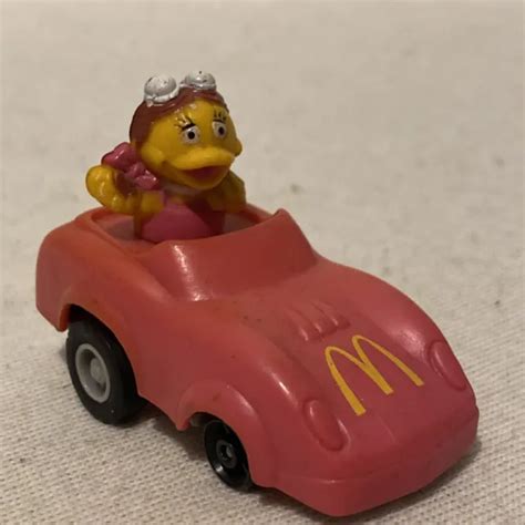 Figurine Vintage Voiture à Friction Mcdonalds Birdie The Early Bird