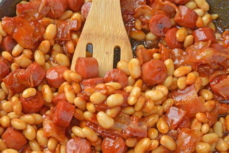 Quick Stovetop Franks & Beans Recipe + VIDEO | Beanie Weenies