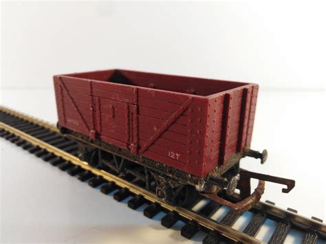 OO Gauge Triang 12t Plank Wagon M2313 Rocket Railways