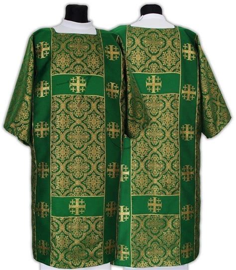 Gothic Dalmatic Jerusalem Crosses DF103 F14 EN Ars Sacra