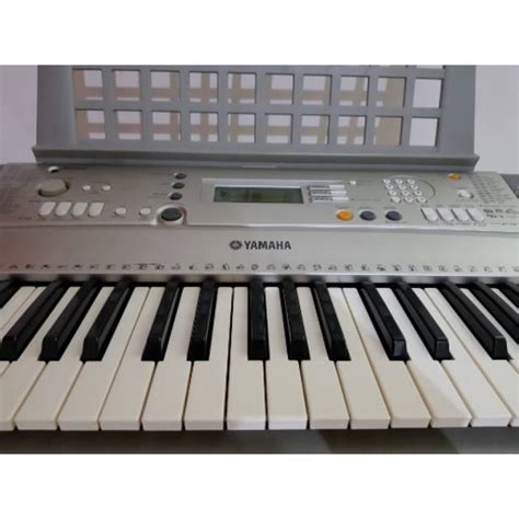 Jual Keyboard Yamaha Psr E303 Shopee Indonesia