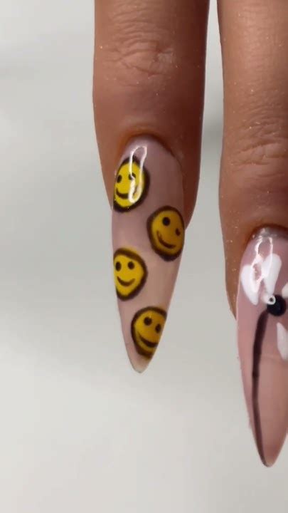 Smiley Face Nail Art Tutorial Hernailtable Beginnernailart Youtube