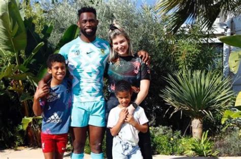 ‘Together again’: Siya Kolisi reunites with Rachel and kids - Sportsclimax