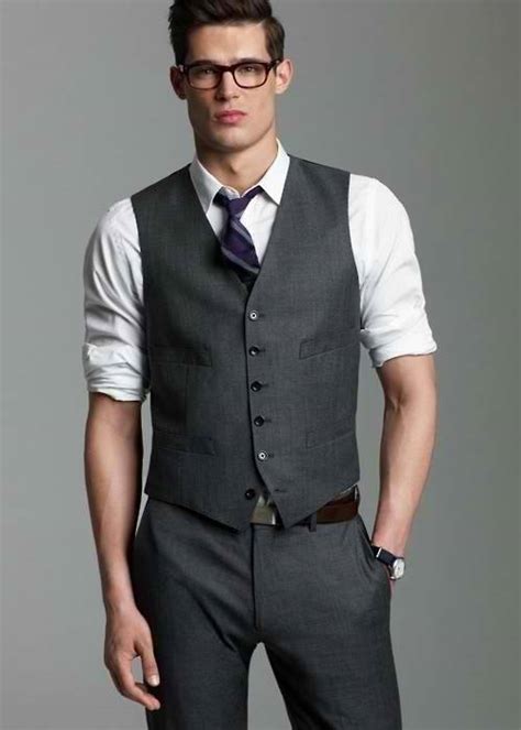 Clubbing Outfits For Men-20 Ideas on How to Dress for the Club